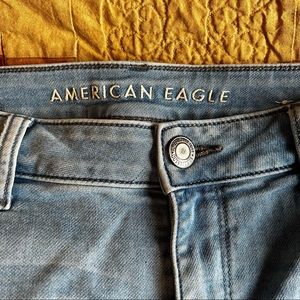 American Eagle Size 12 Light Wash stretch Jean